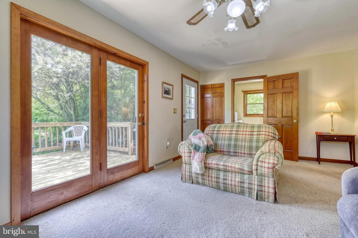 19 S Constitution Ave Property Photo 36