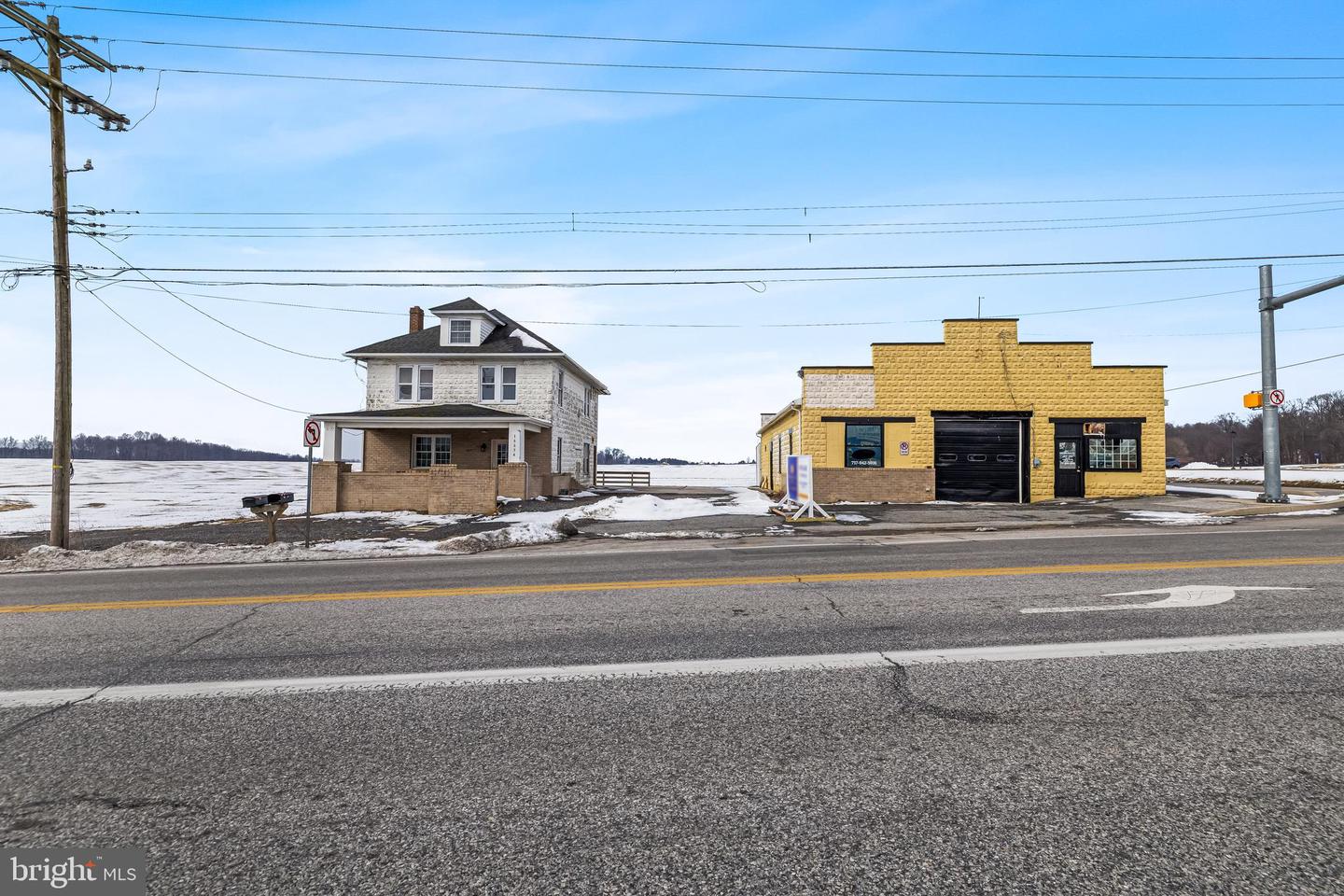 16622 Susquehanna Trl S Property Photo 1