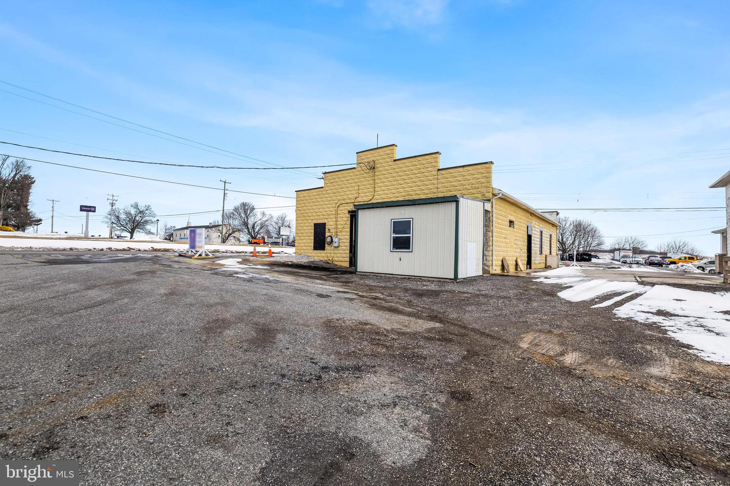 16622 Susquehanna Trl S Property Photo 8