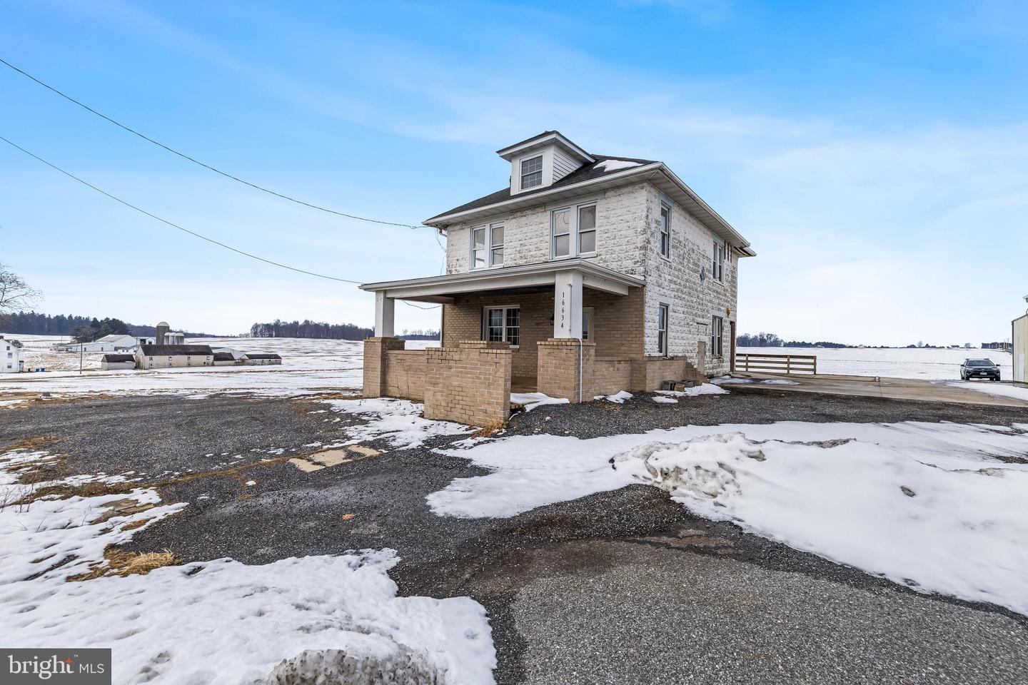 16622 Susquehanna Trl S Property Photo 11