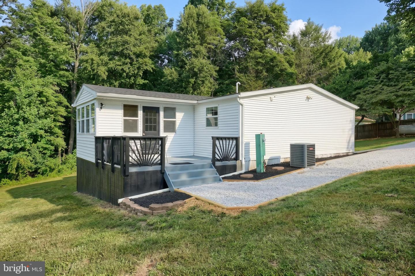 76 Laurel Dr Property Photo 11