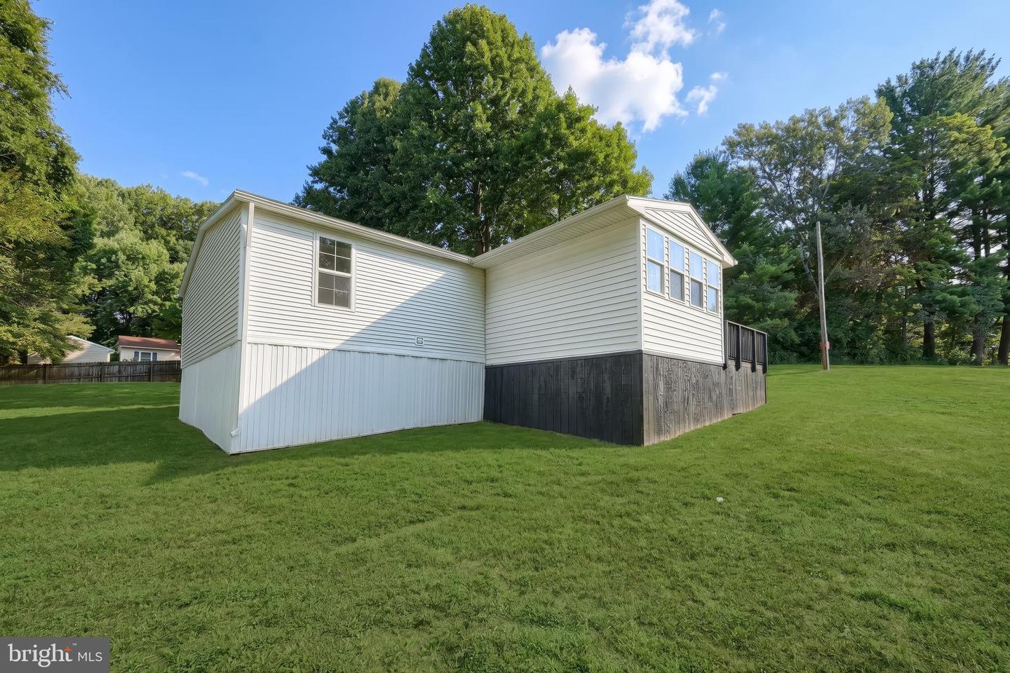76 Laurel Dr Property Photo 17
