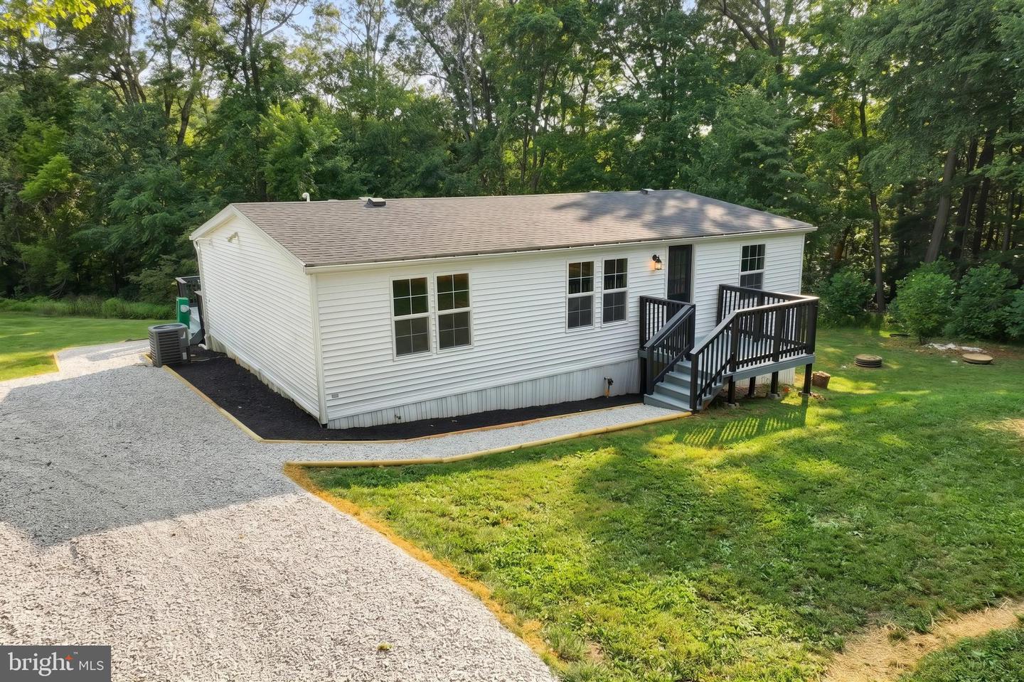 76 Laurel Dr Property Photo 37