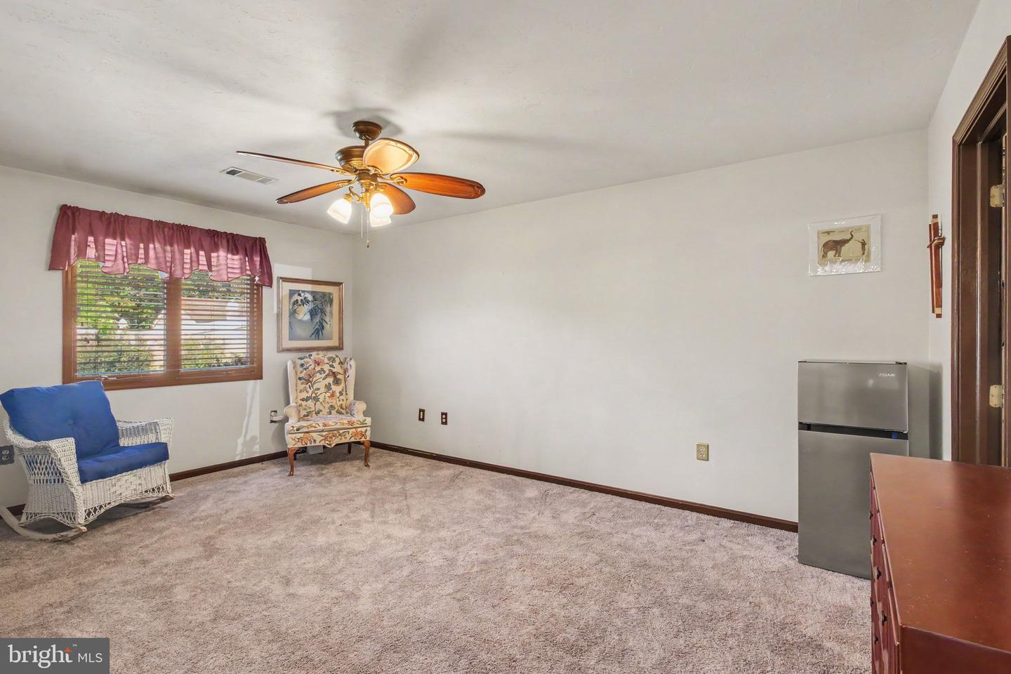 1122 Roosevelt Ct Property Photo 12