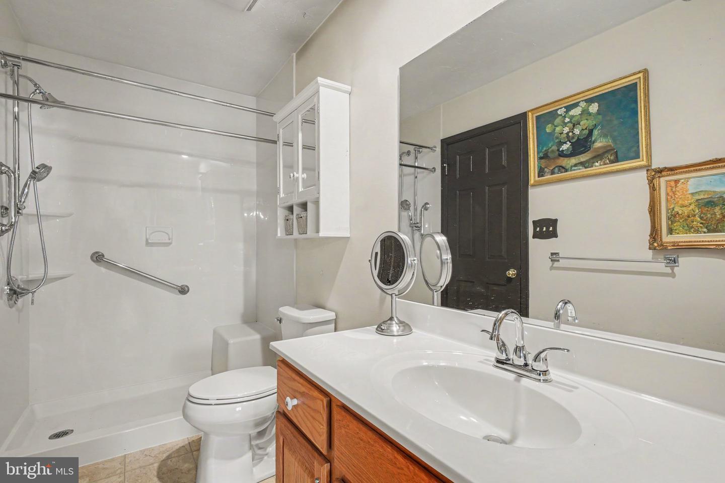 1122 Roosevelt Ct Property Photo 14