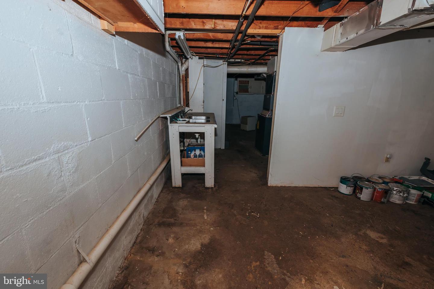 57 2nd St Property Photo 31