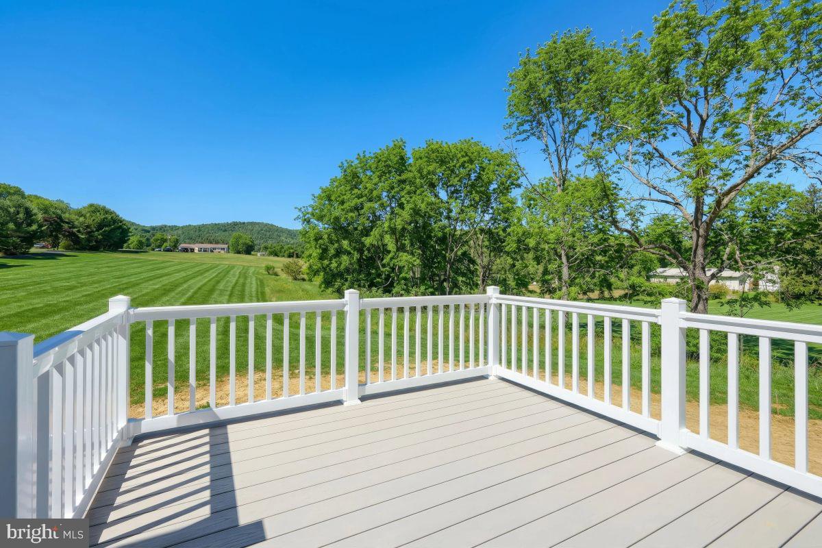 Beacon Pointe Plan At Donwood Estates Property Photo 3