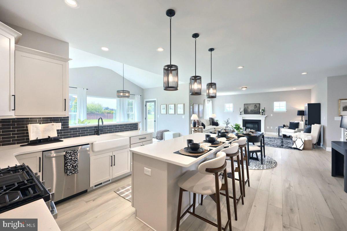 Beacon Pointe Plan At Donwood Estates Property Photo 5