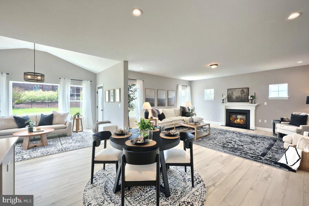 Beacon Pointe Plan At Donwood Estates Property Photo 10
