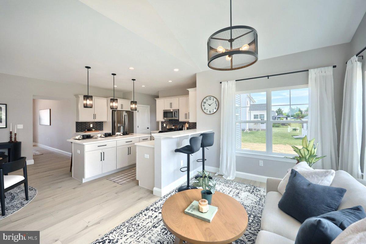 Beacon Pointe Plan At Donwood Estates Property Photo 17