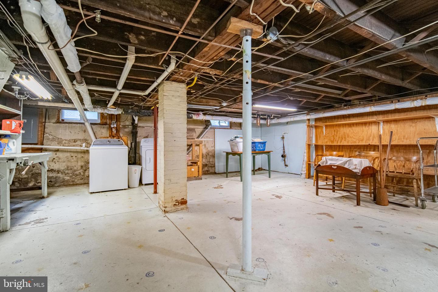 455 Madison Ave Property Photo 37