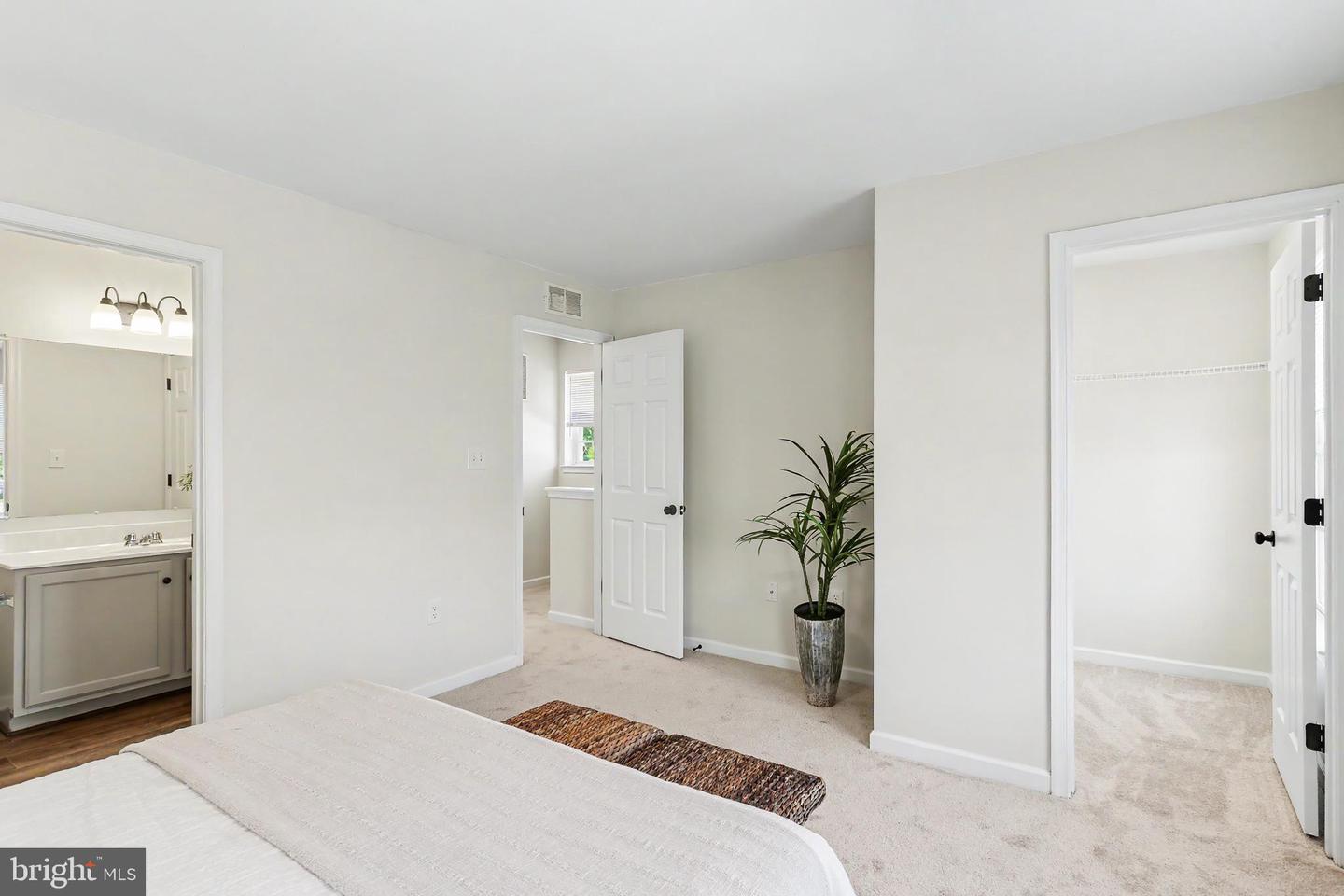 374 Cherry St #374 Property Photo 17