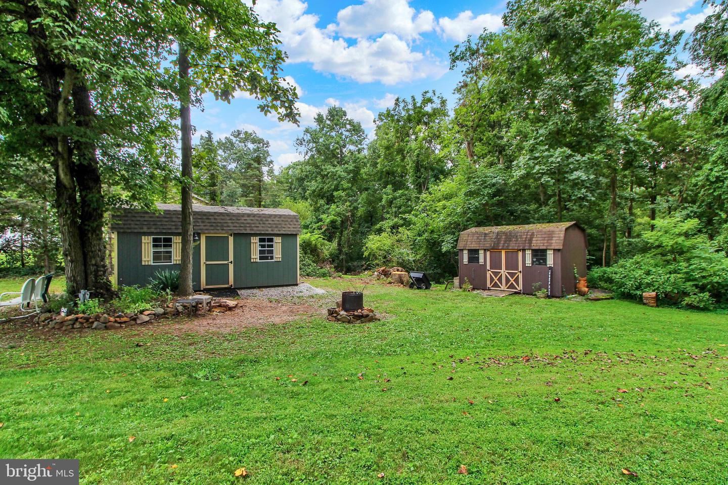 460 Old York Rd Property Photo 18