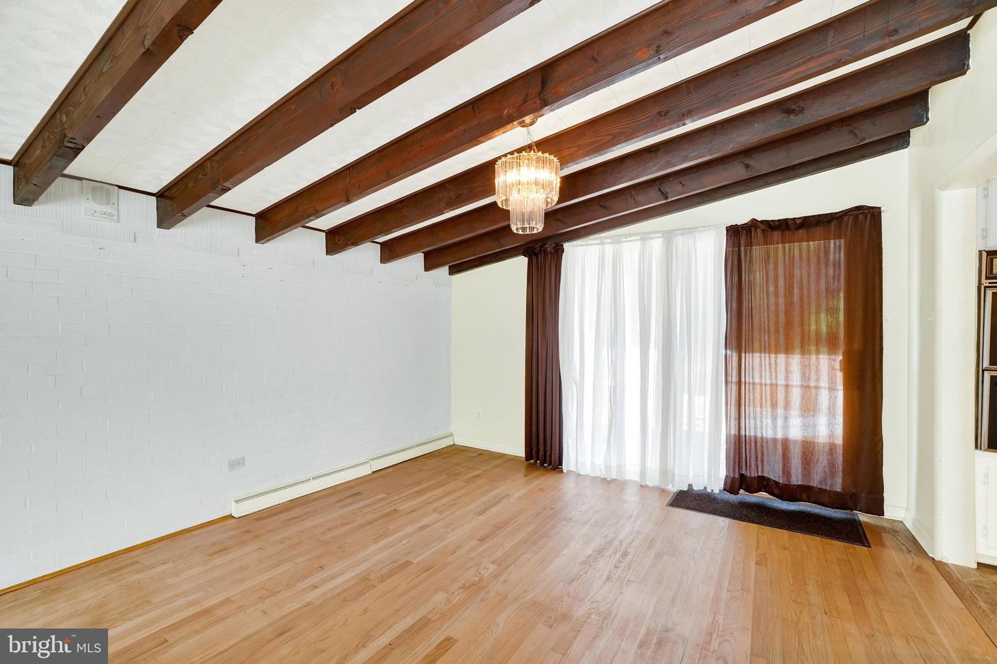 4174 Wilshire Dr Property Photo 10