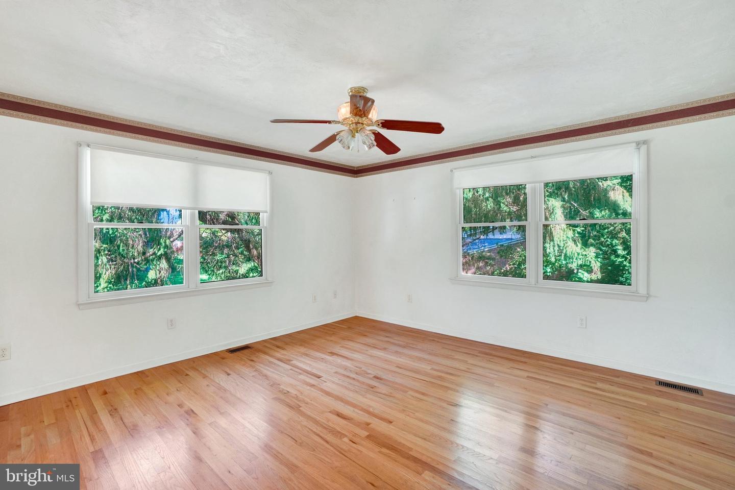 4174 Wilshire Dr Property Photo 18