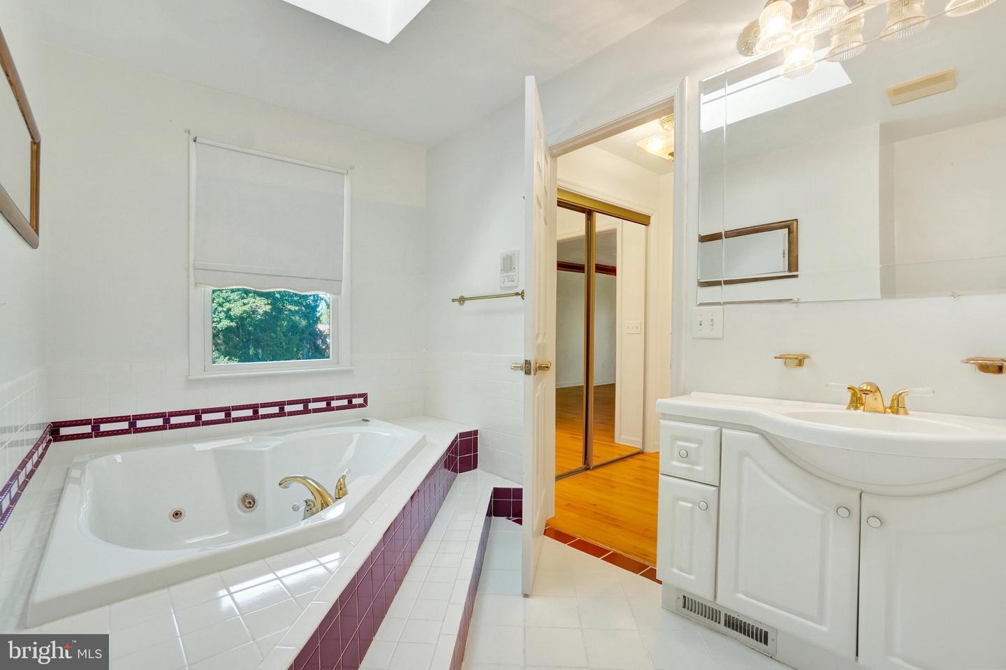 4174 Wilshire Dr Property Photo 20