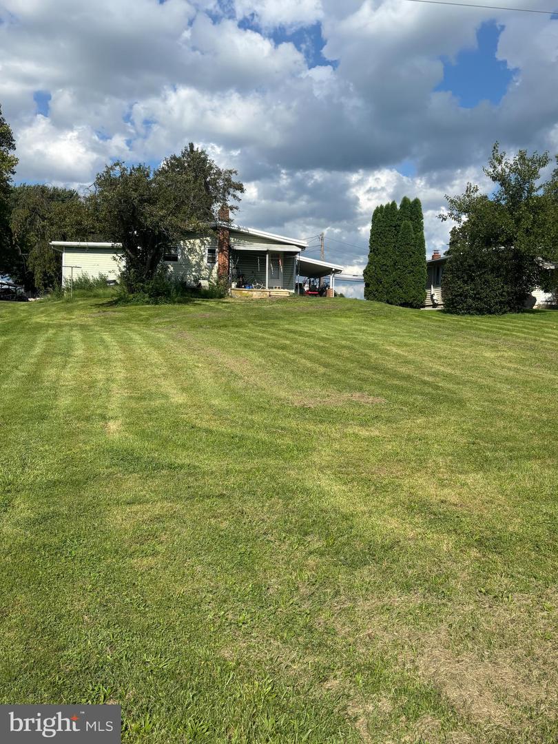 24 S Biesecker Rd Property Photo 2