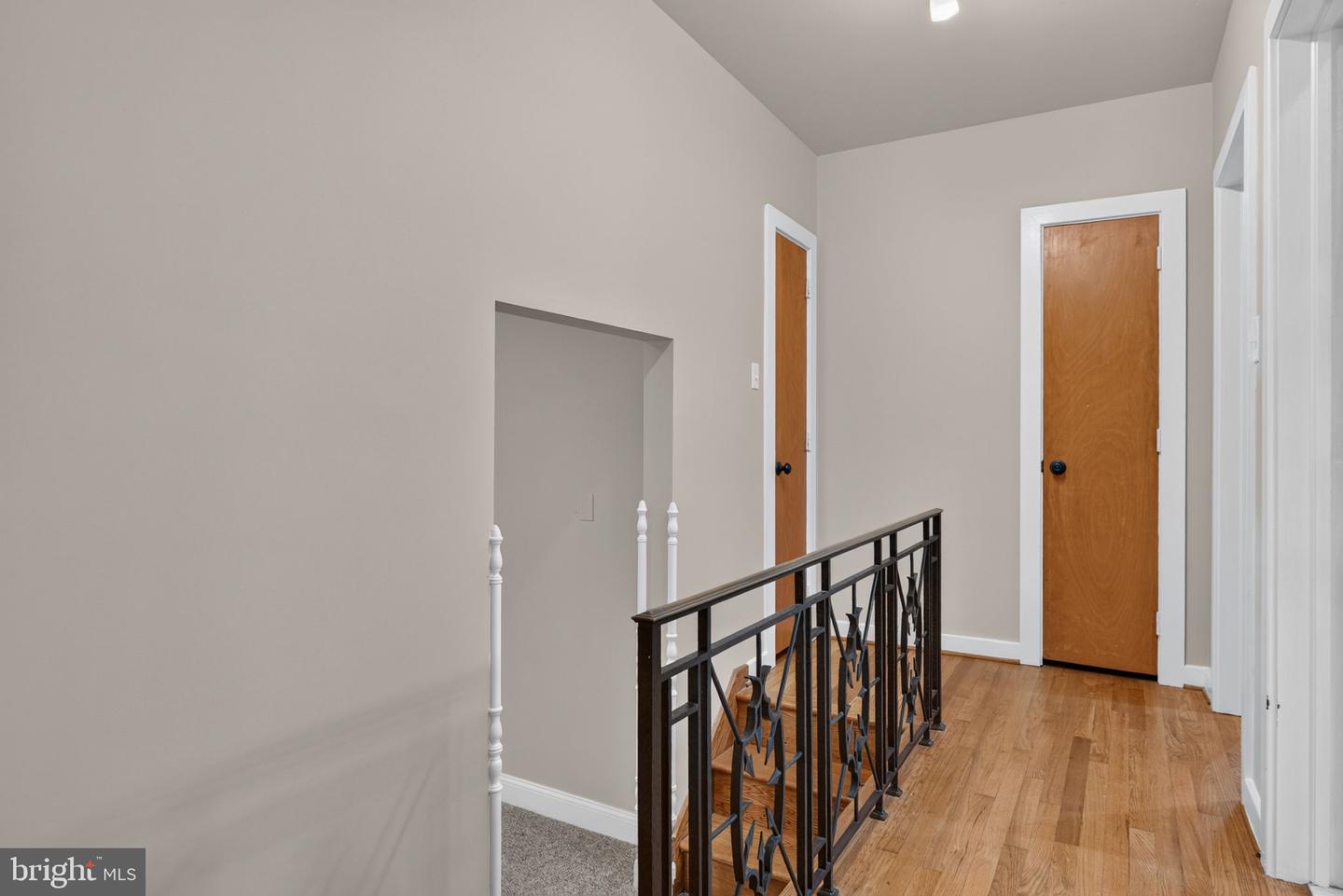 914 Somerset Ln Property Photo 16