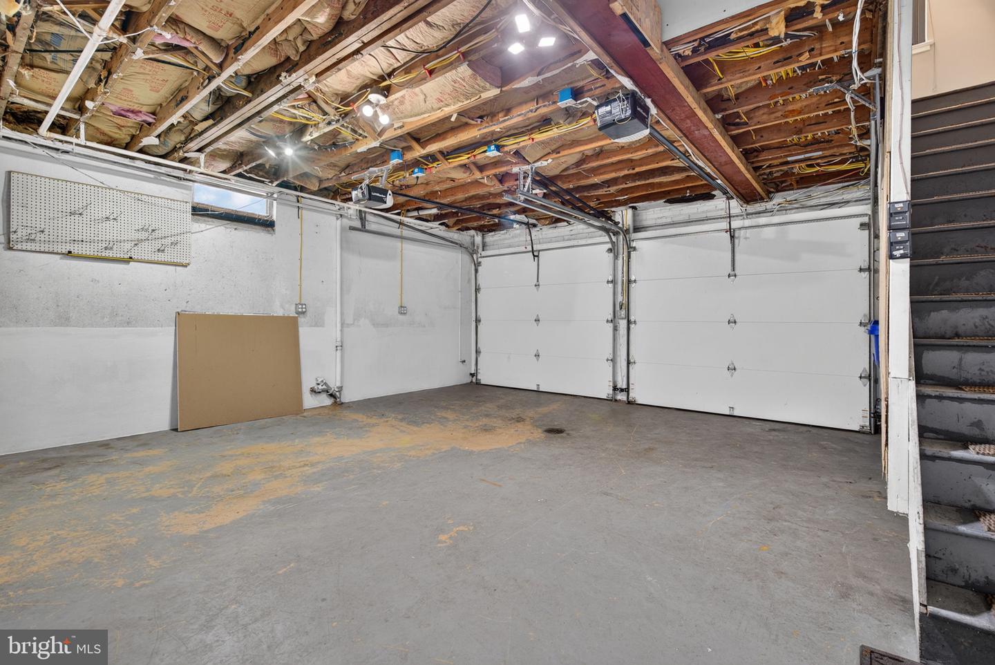 914 Somerset Ln Property Photo 28