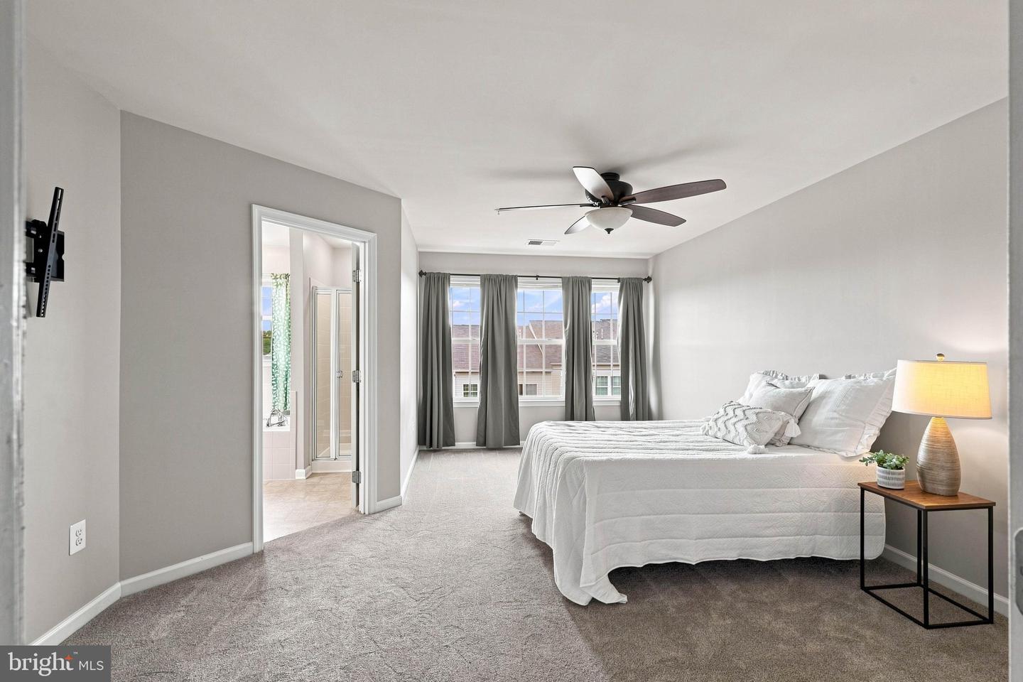 1281 Stonehaven Way Property Photo 34