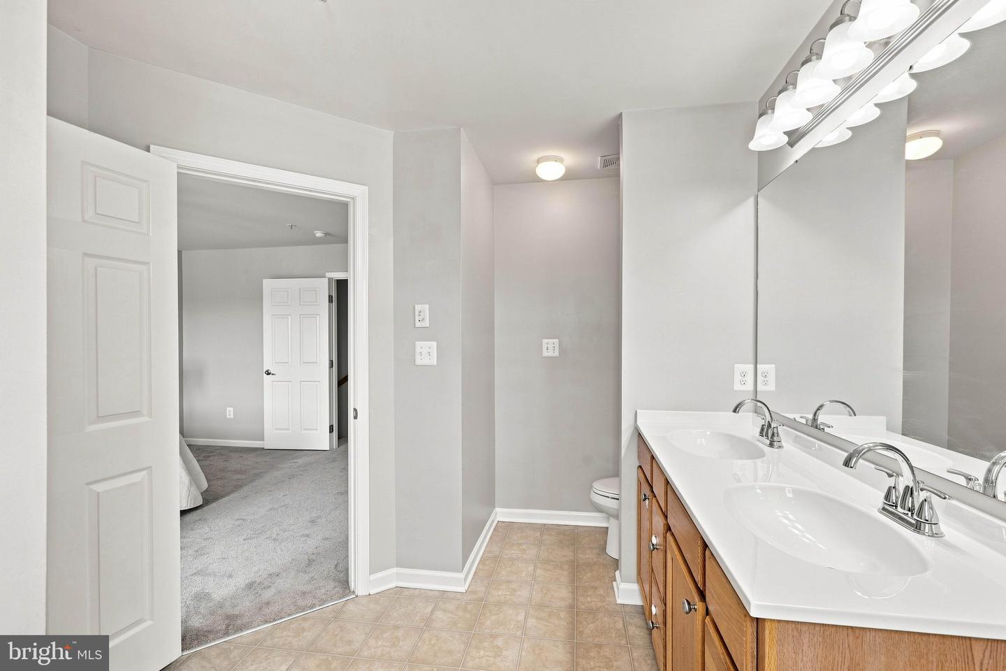 1281 Stonehaven Way Property Photo 39