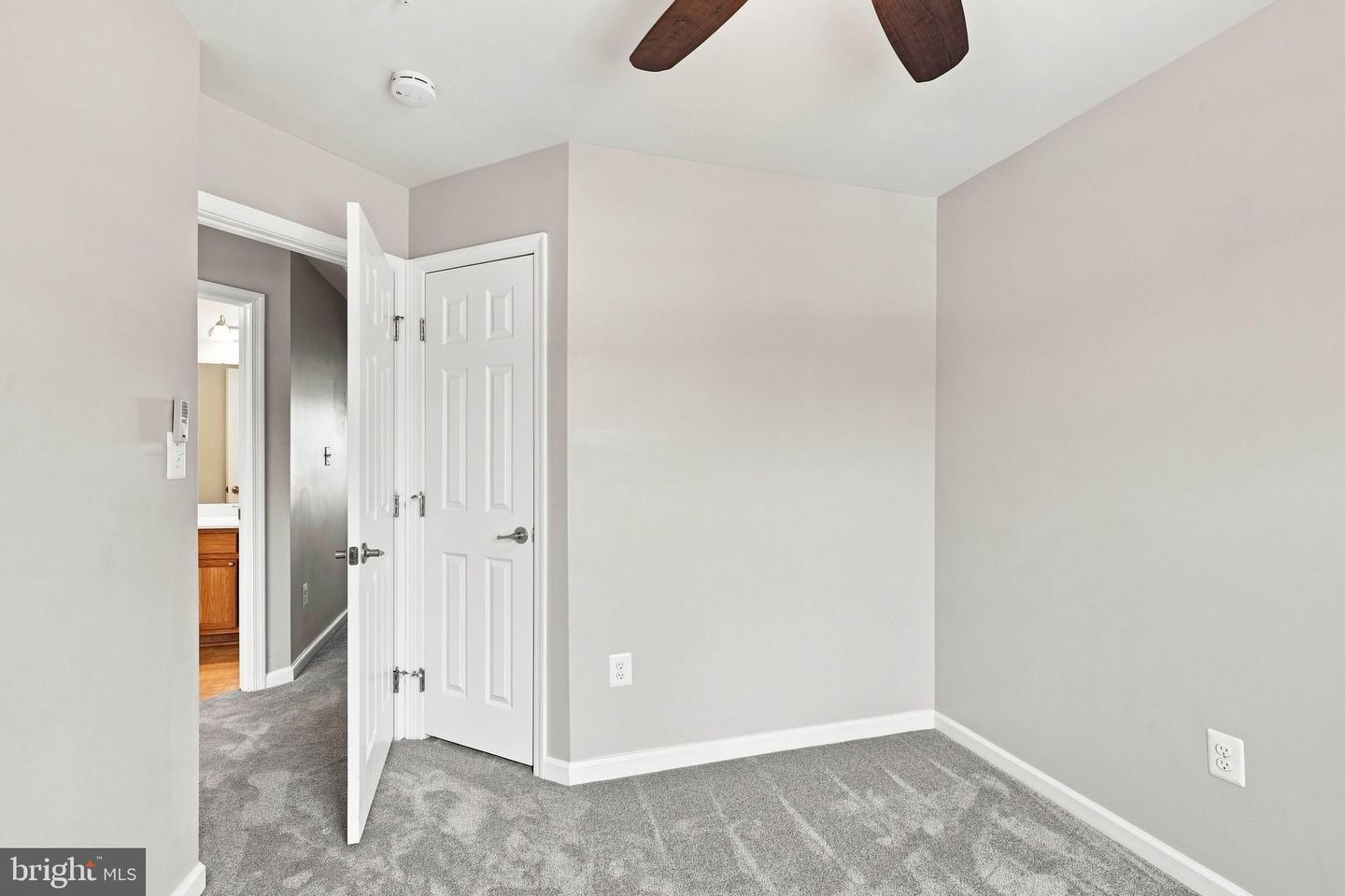 1281 Stonehaven Way Property Photo 46