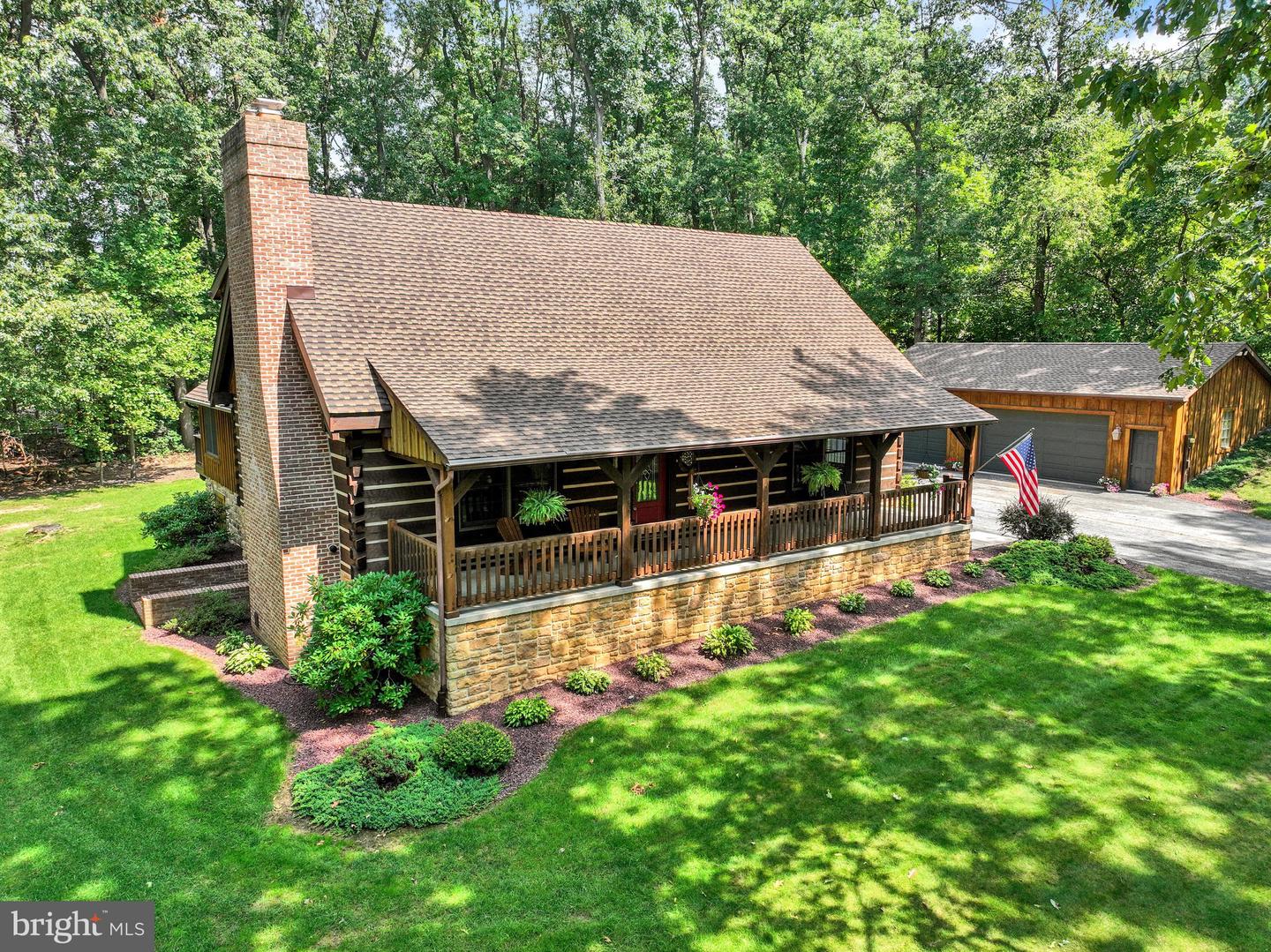 329 Chestnut Hill Rd Property Photo 1