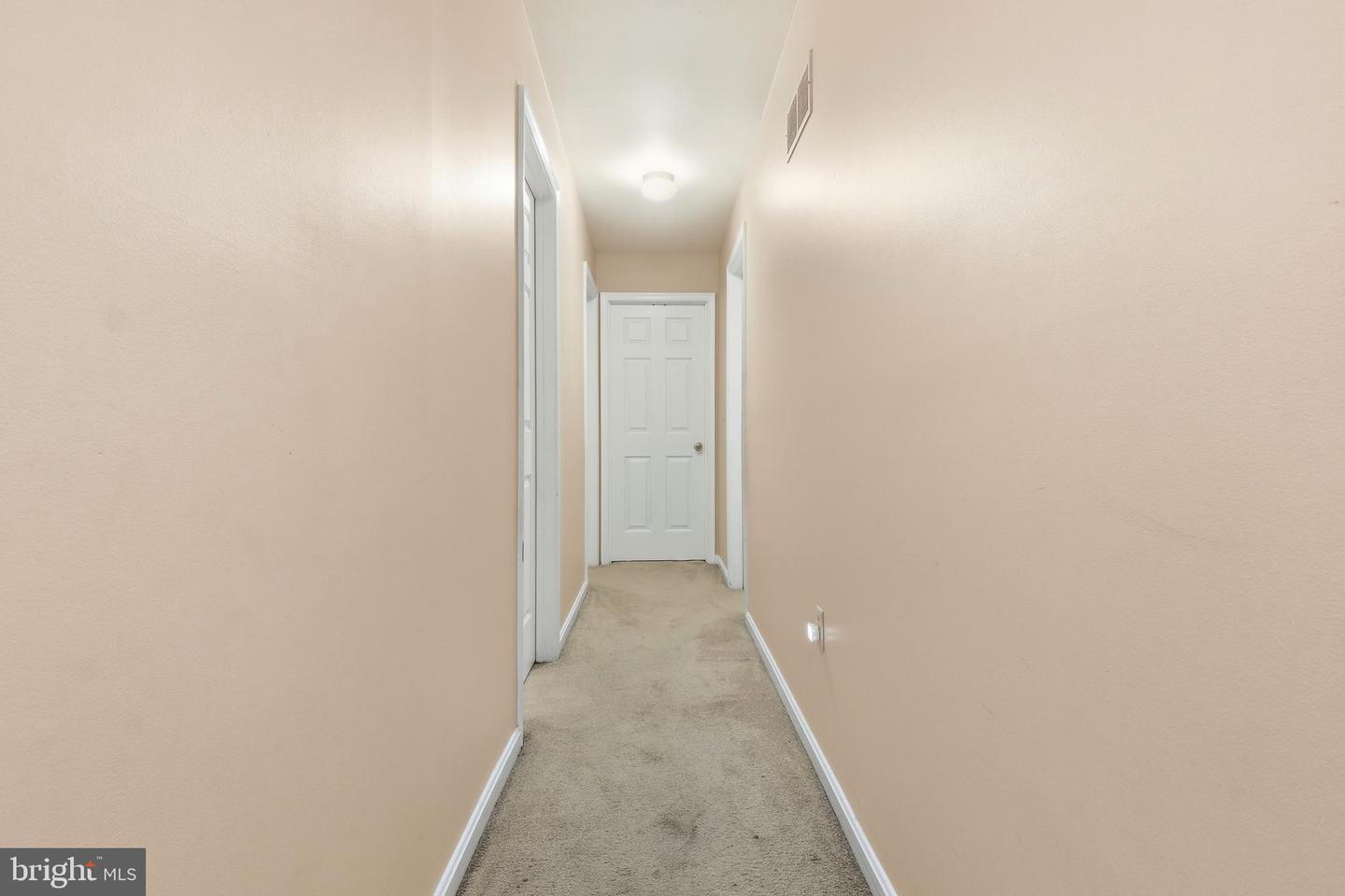 90 Steffie Dr Property Photo 25