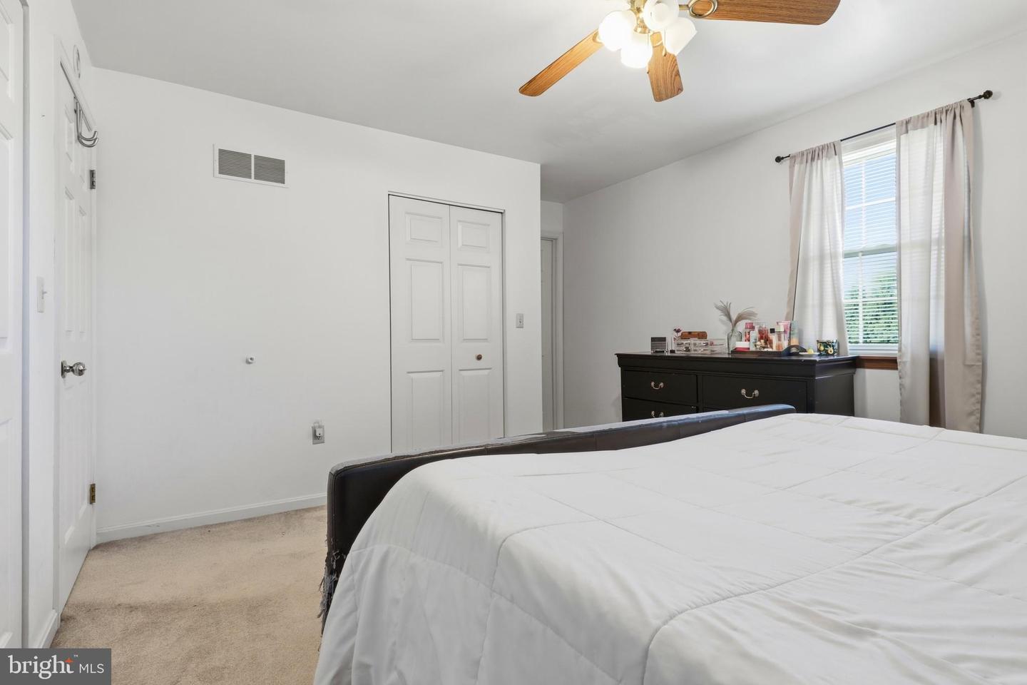 90 Steffie Dr Property Photo 27