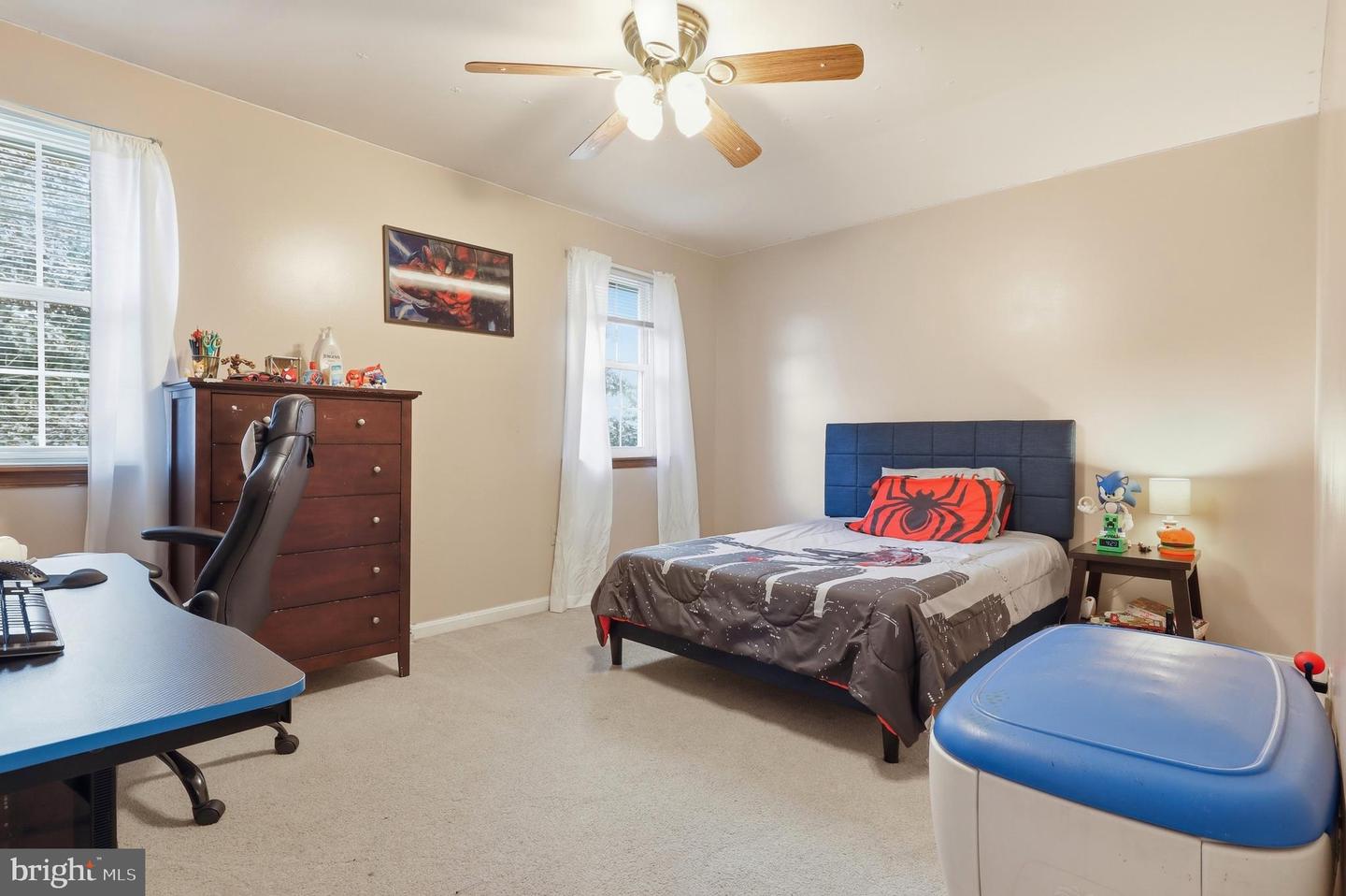90 Steffie Dr Property Photo 33