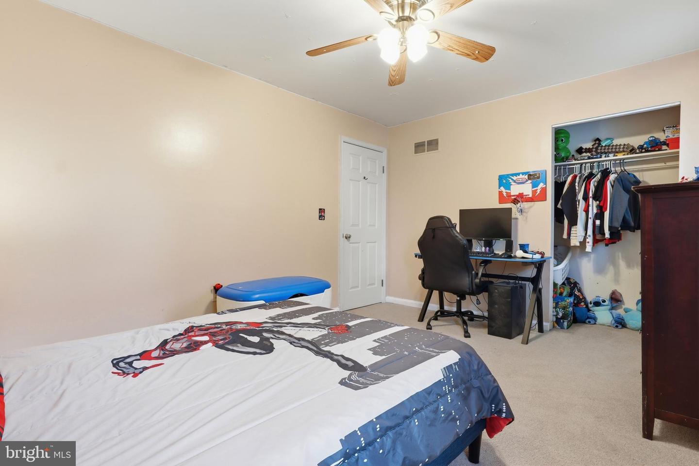90 Steffie Dr Property Photo 34