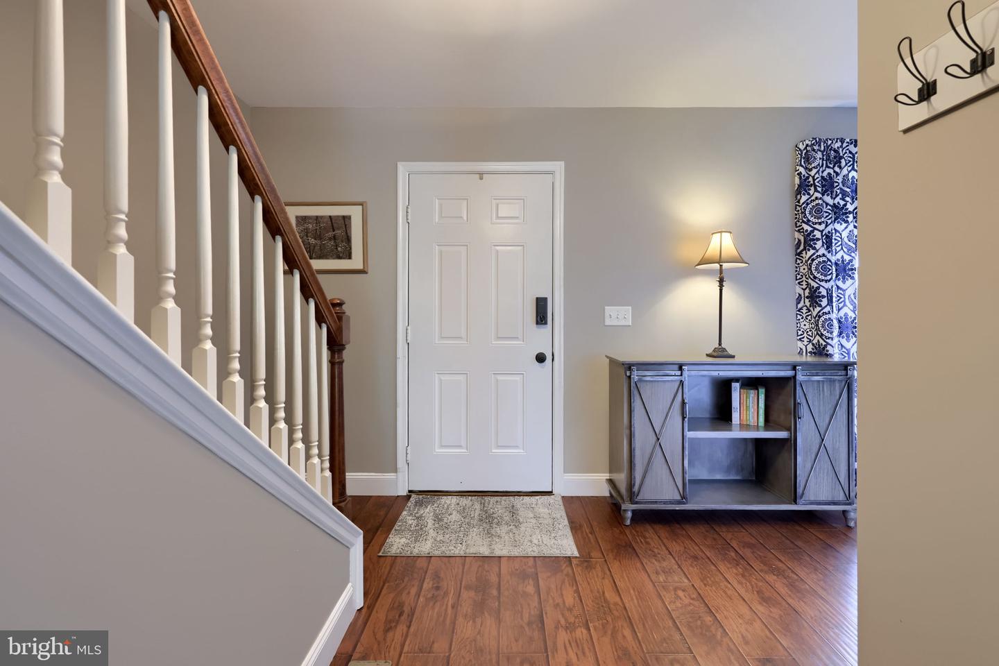 500 Silver Maple Ct Property Photo 17