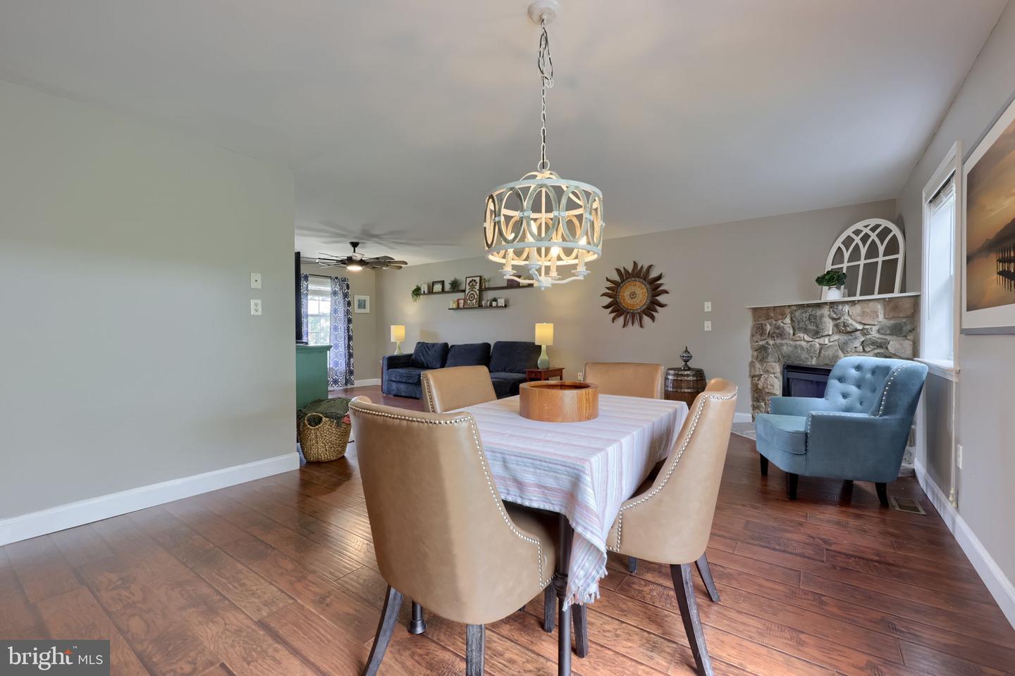 500 Silver Maple Ct Property Photo 24