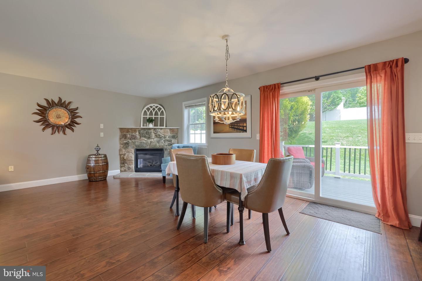 500 Silver Maple Ct Property Photo 25