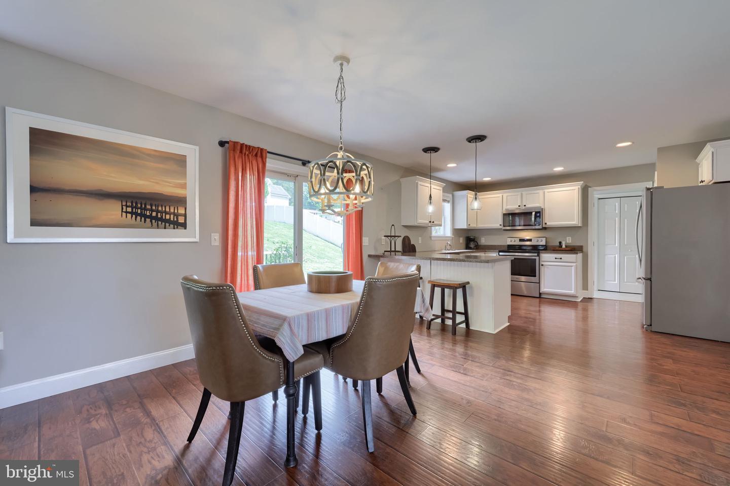 500 Silver Maple Ct Property Photo 26