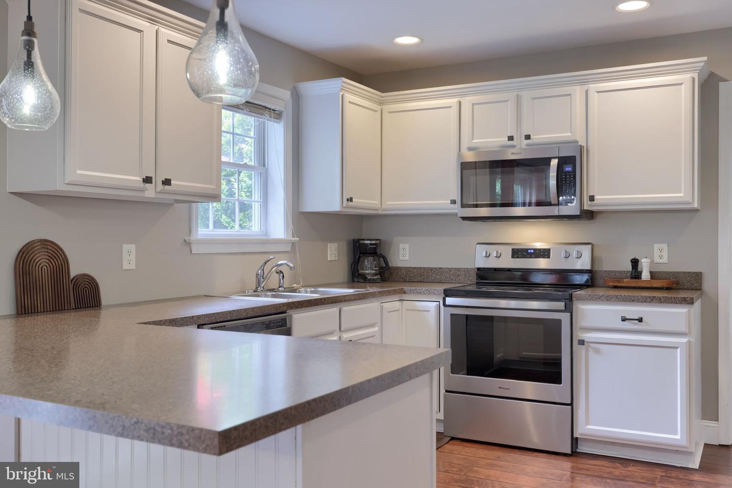500 Silver Maple Ct Property Photo 28