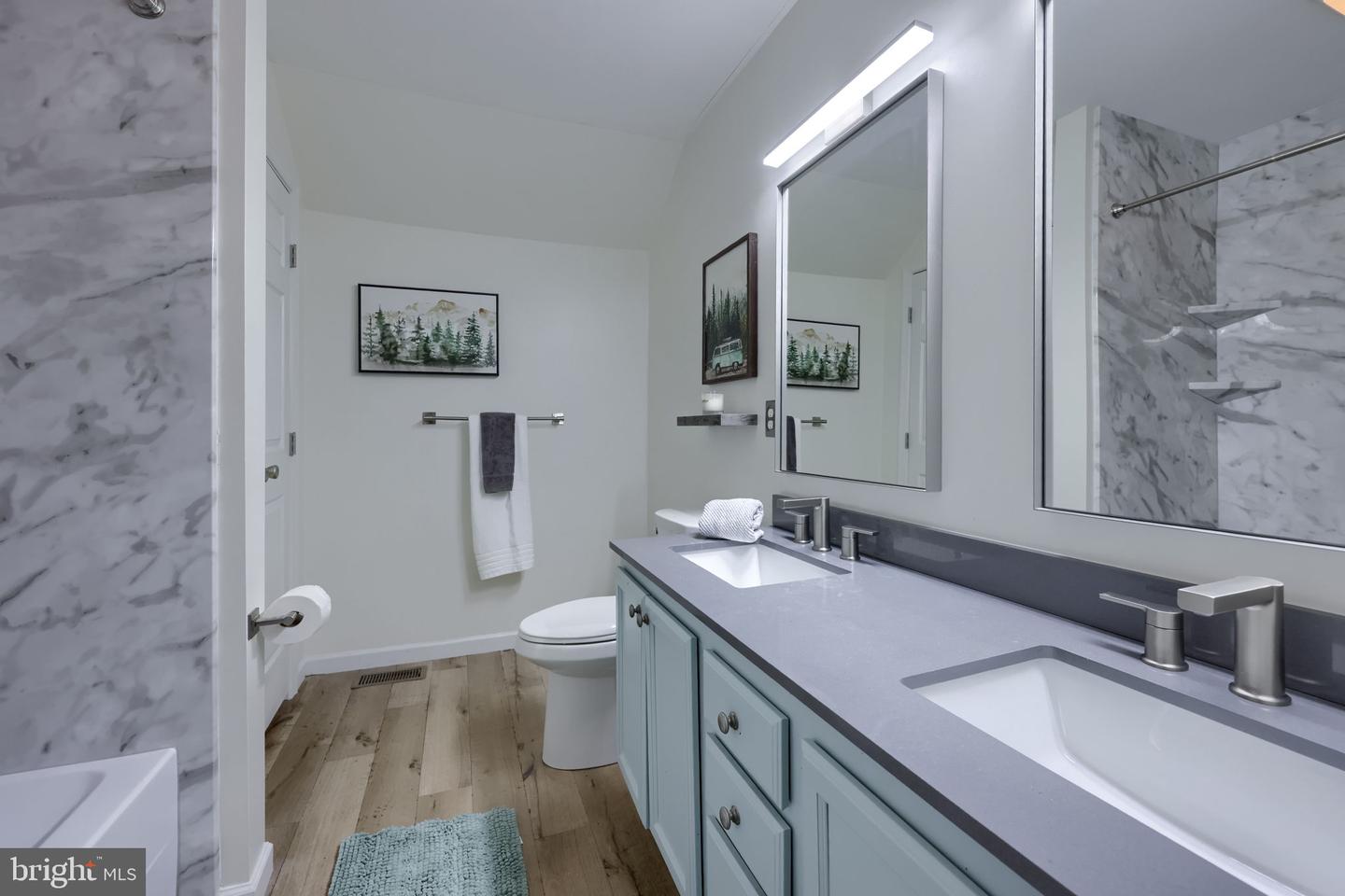 500 Silver Maple Ct Property Photo 37
