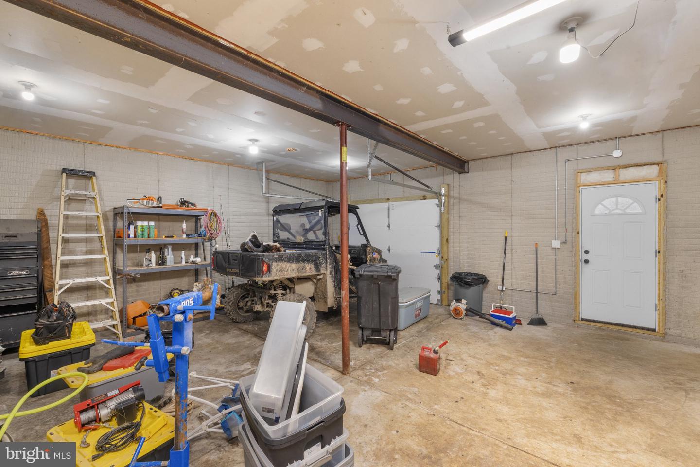PAYK2110608 Property Photo 13