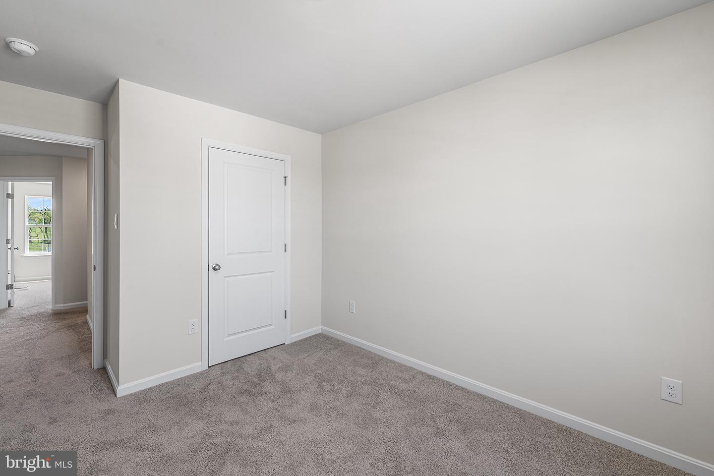 32 Eneface Crst Property Photo 17
