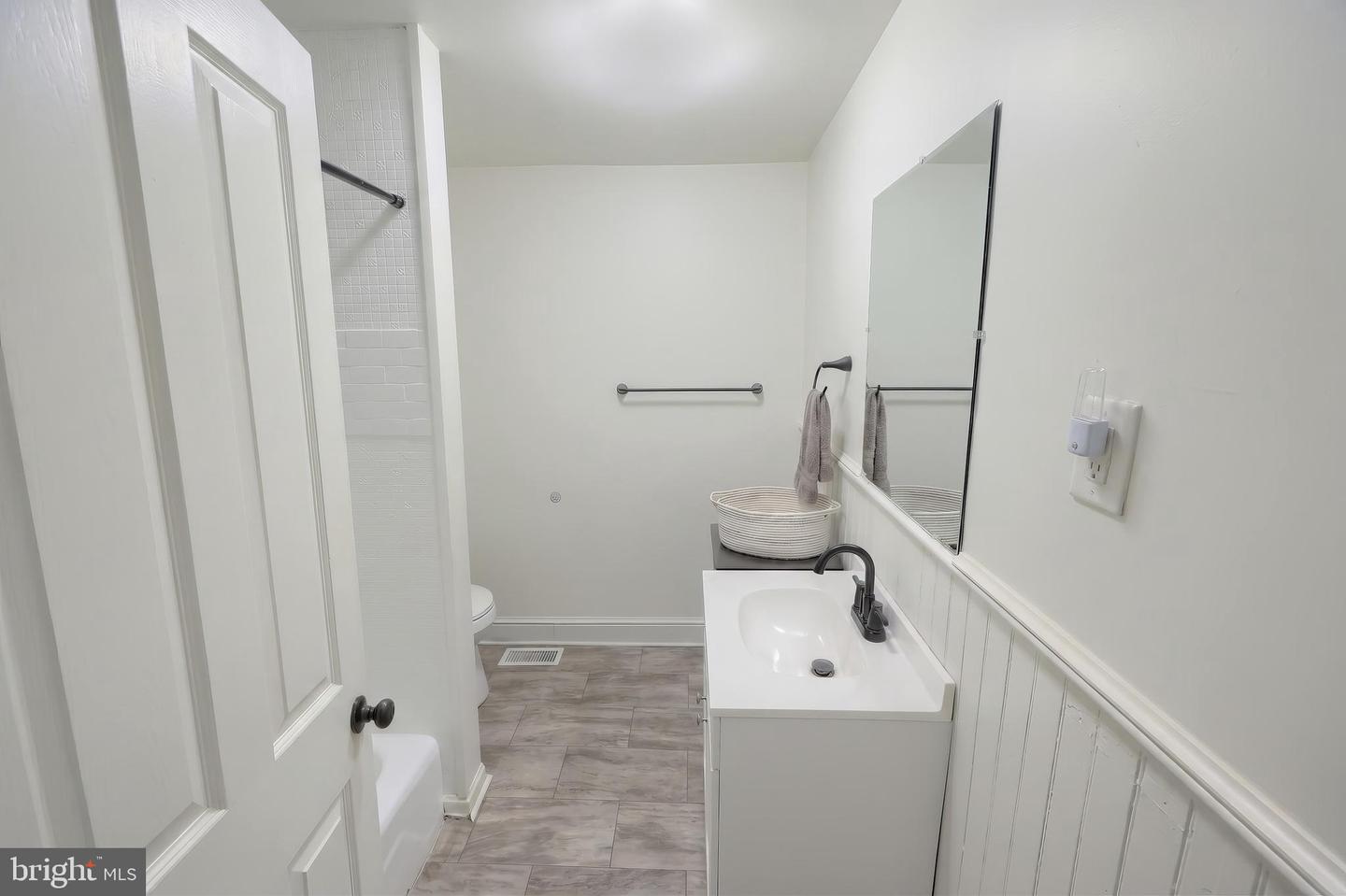 315 S Highland Ave Property Photo 20