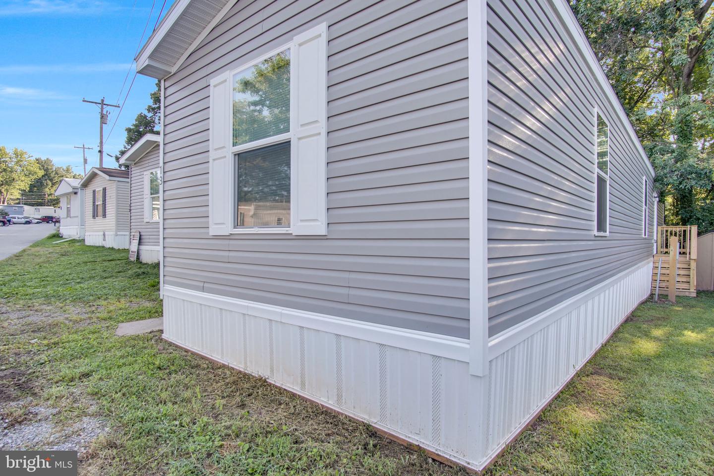 13 Mobile Property Photo 6