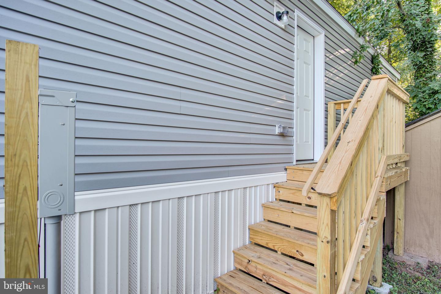 13 Mobile Property Photo 7