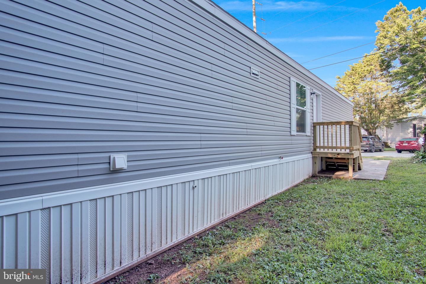 13 Mobile Property Photo 8