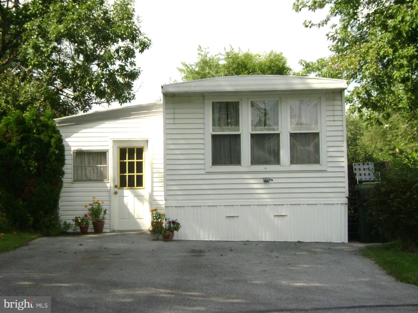 512 Liberty Dr Property Photo 1