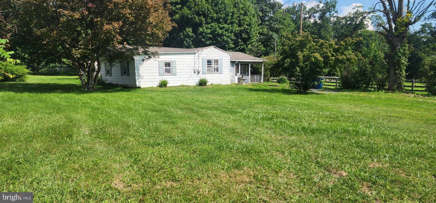 9 Clear Spring Rd Property Photo 1