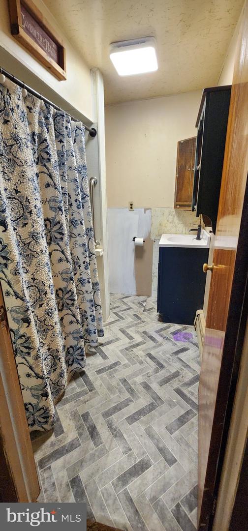 9 Clear Spring Rd Property Photo 12