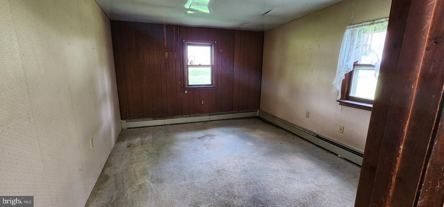 9 Clear Spring Rd Property Photo 15