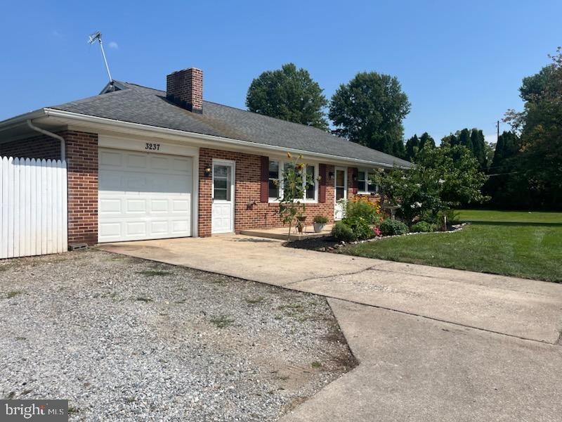 3237 Bull Rd Property Photo 2