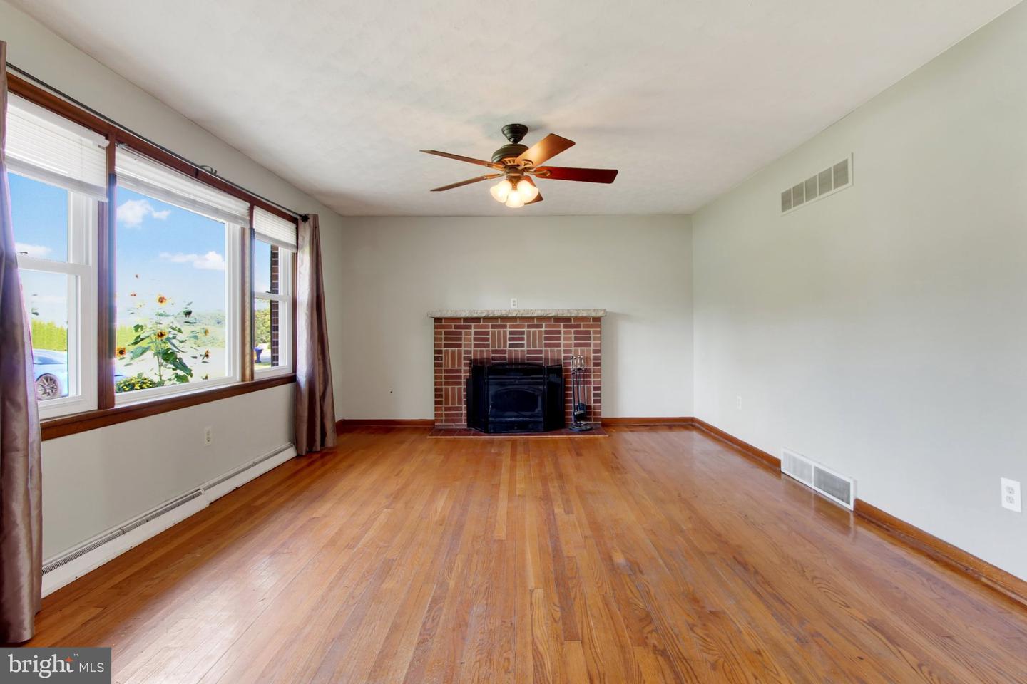 3237 Bull Rd Property Photo 4
