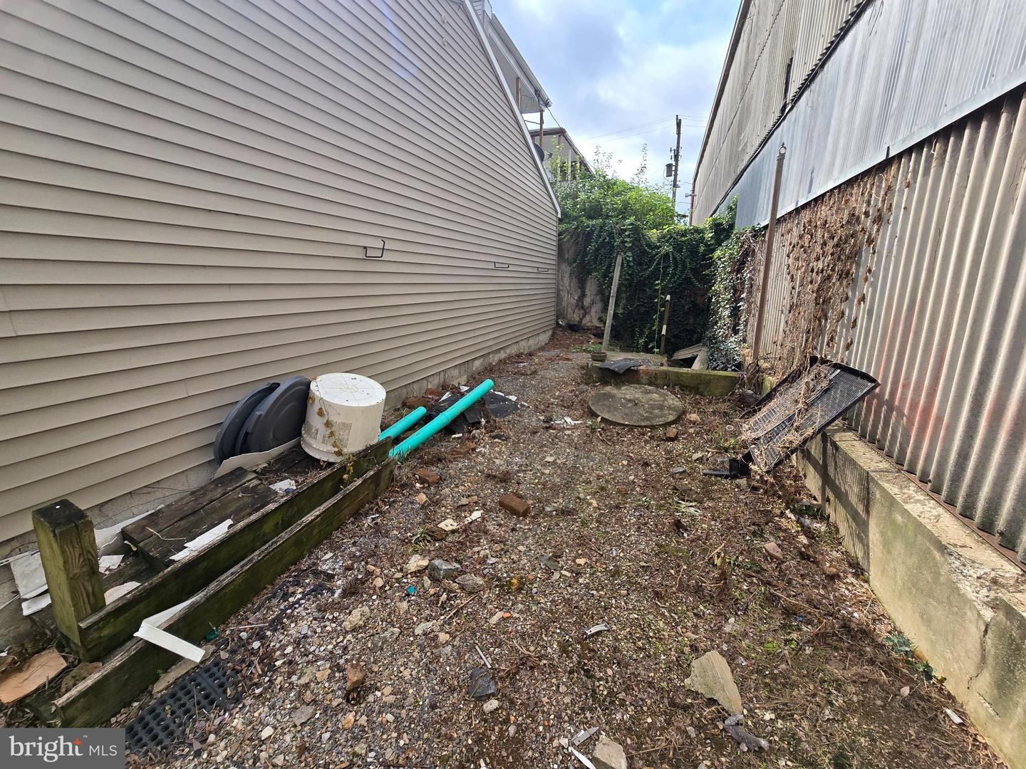 148 S Pershing Ave Property Photo 15